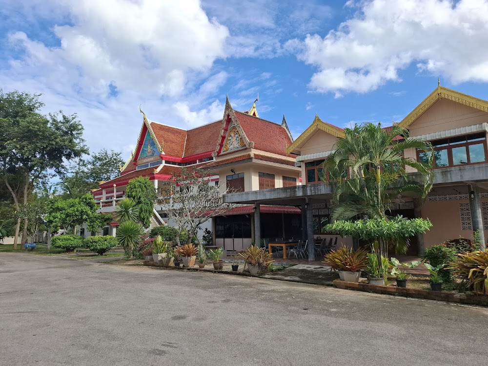 Wat Phra Borommathat Worawihan