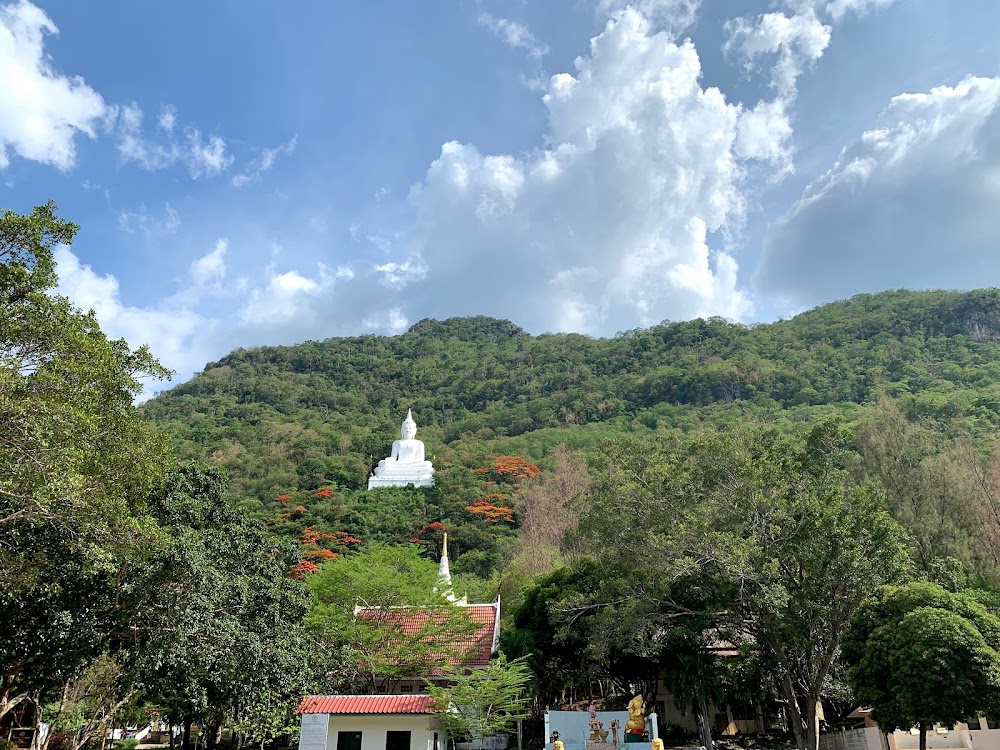 Wat Phra Khao Temple