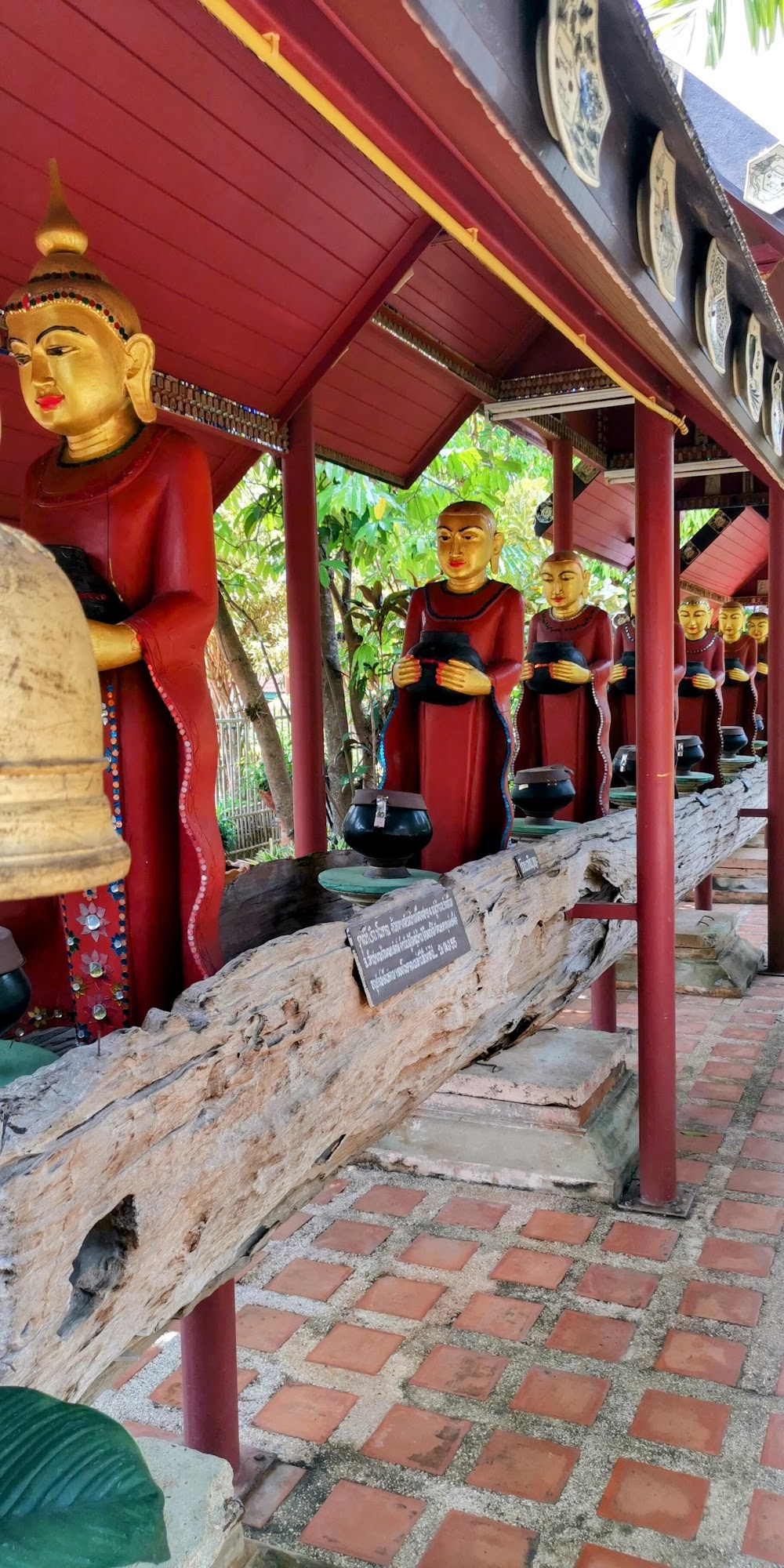Wat Phra That Mae Chedi