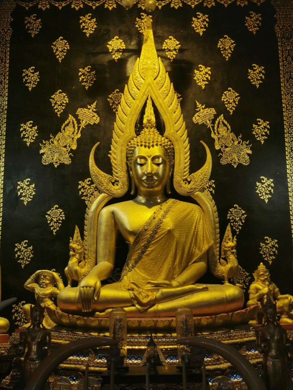 Wat Phra That Su Thon Mongkhon Khiri