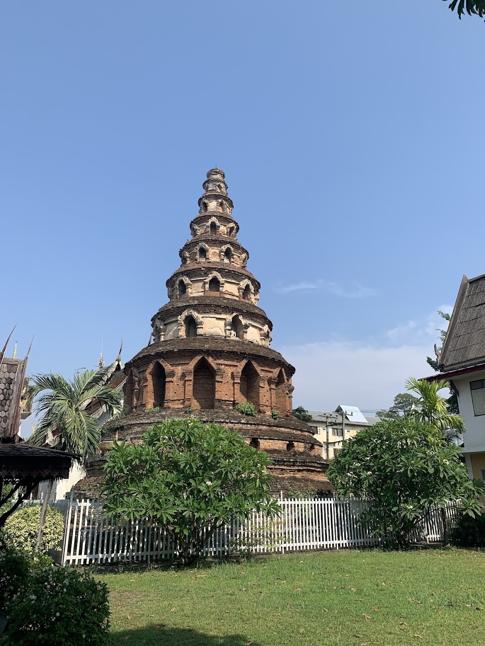 Wat Puak Hong Temple