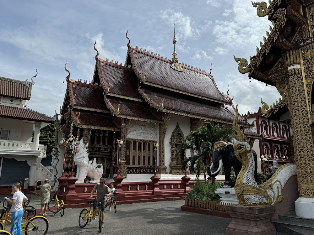 Wat Saen Mueang Ma