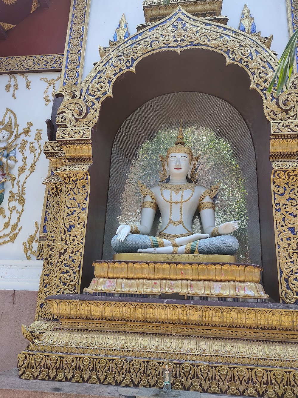 Wat Saen Mueang Ma