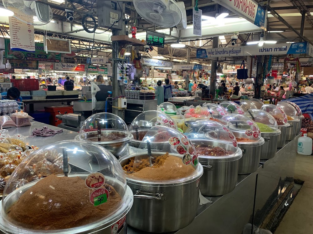 Ying Charoen Market