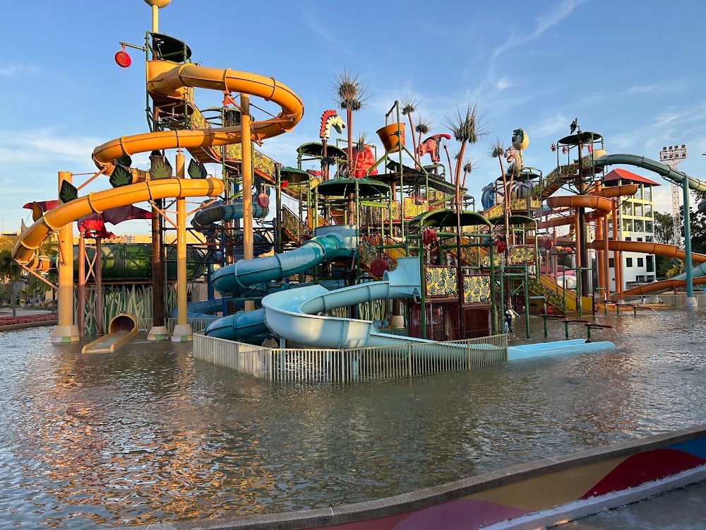 Dino Water Park