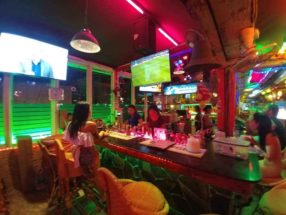 Dolphin Cocktail Bar