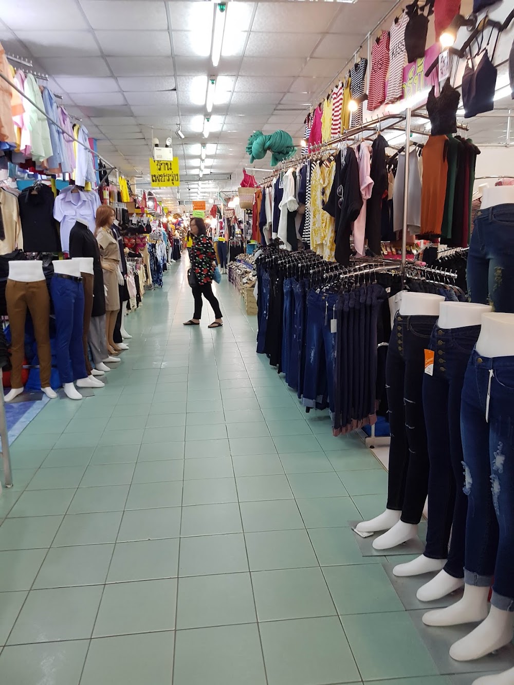Expo market