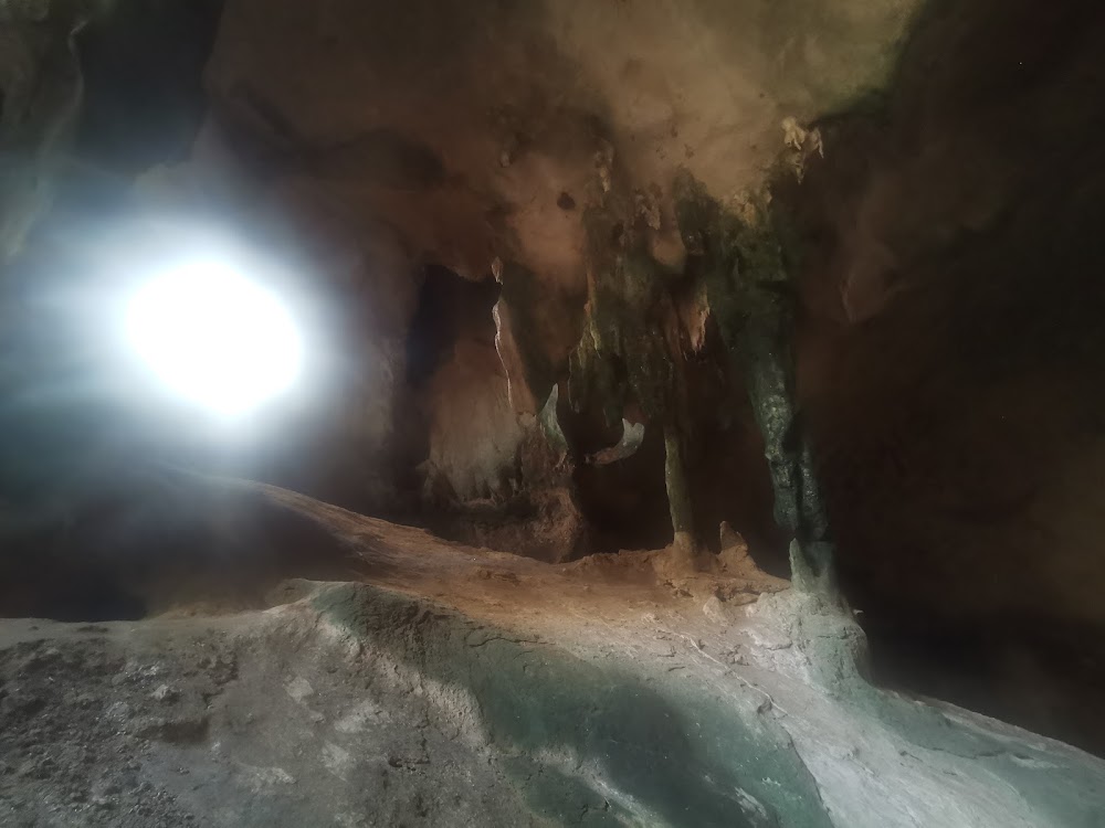 Khao Khanap Nam Cave
