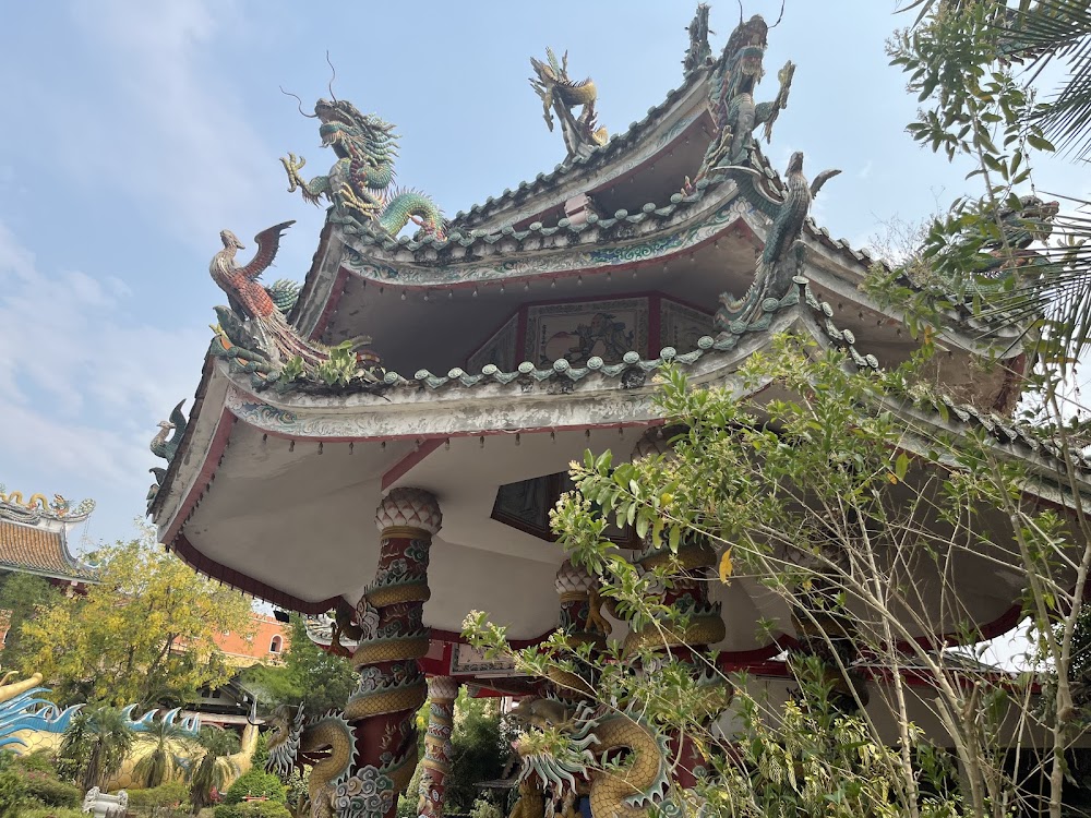 Kuan Im Chokchai (Tamnak Phra Mae Kuan-Im)