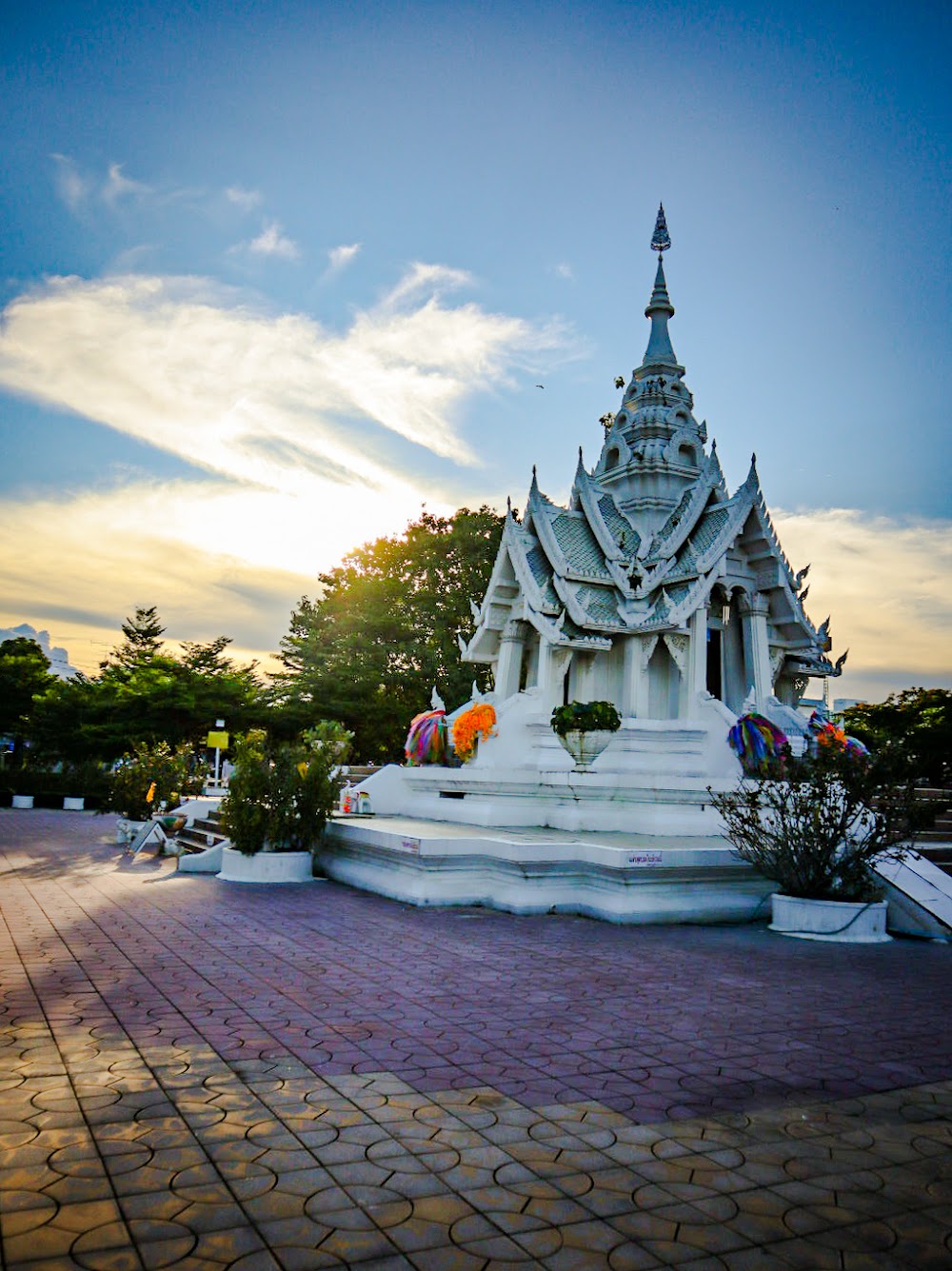 Lak Muang Phayao Shrine