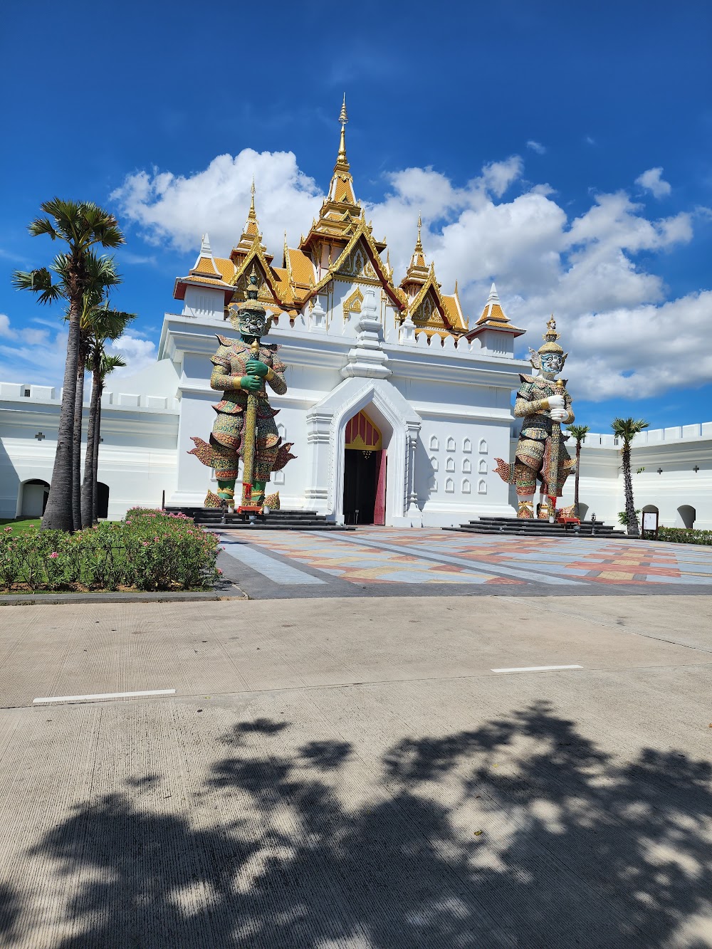 Legend Siam Pattaya