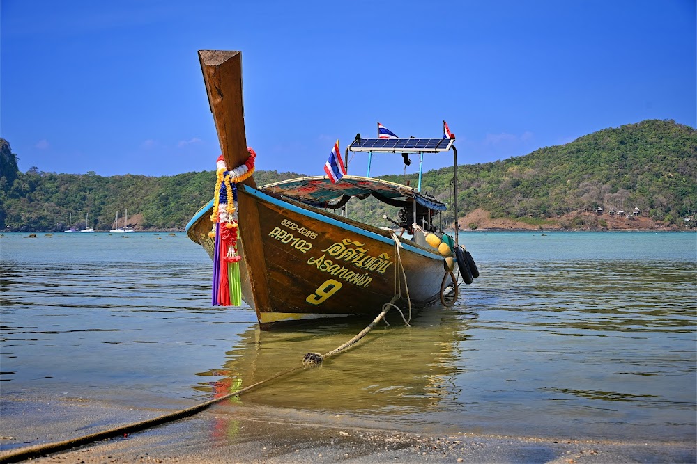 Loh Da Lum Bay