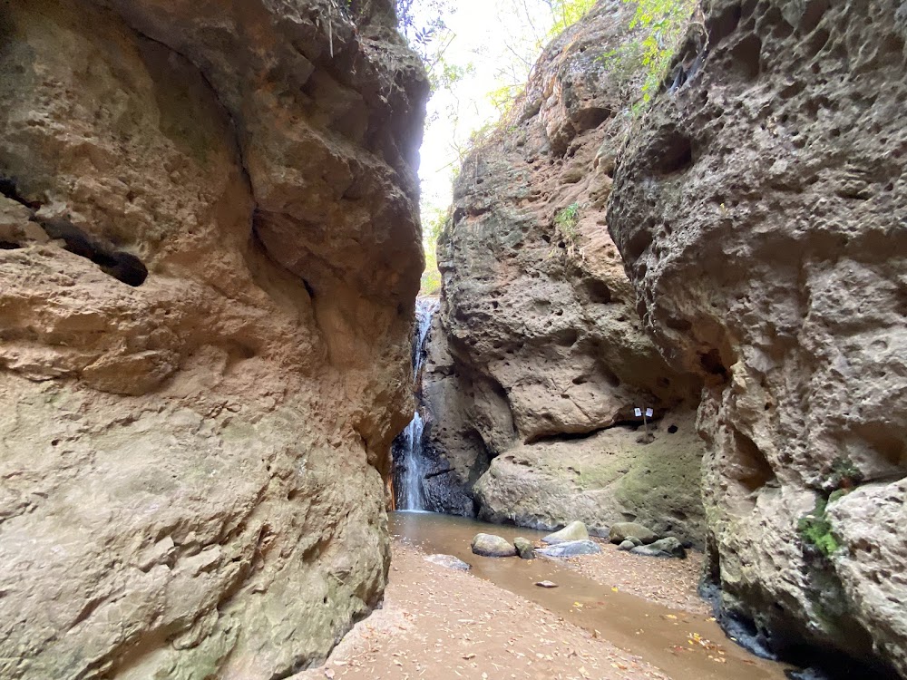 Pam Bok Waterfall