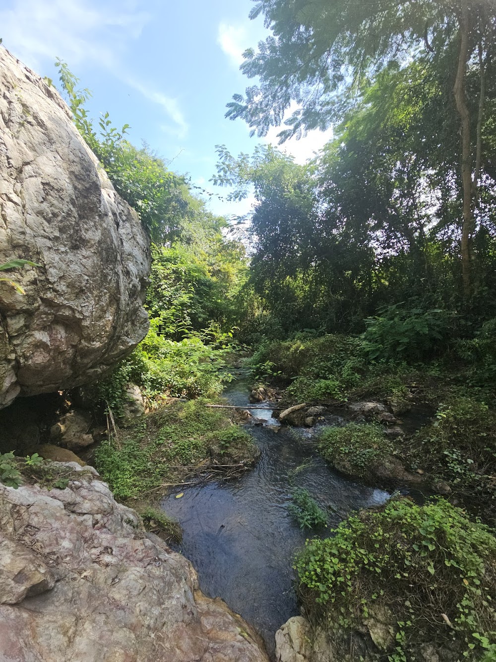 Phra Phutthachai (Wat Khao Cha Ngok)