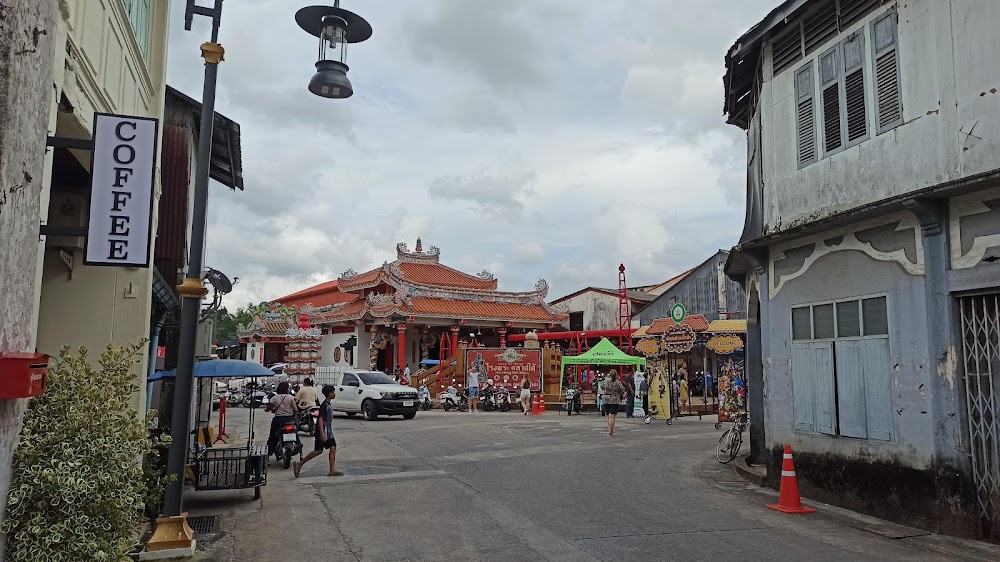 Takuapa Flea Market