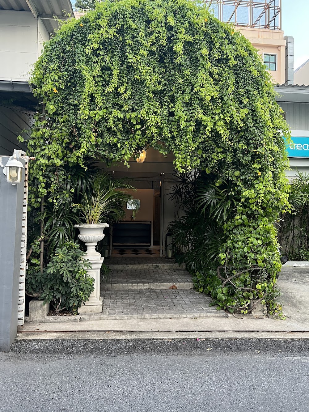 Treasure Spa Thonglor
