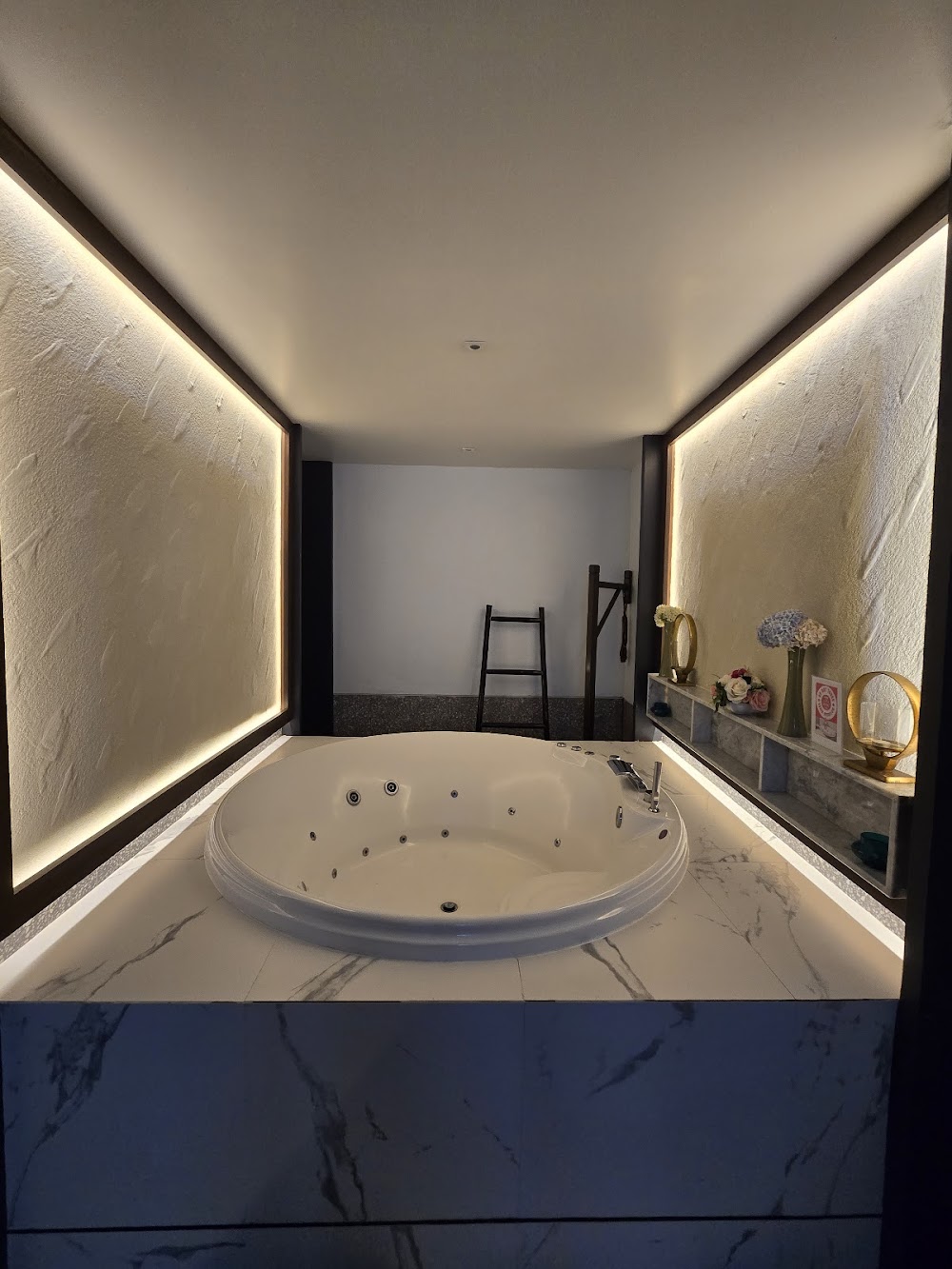Treasure Spa Thonglor