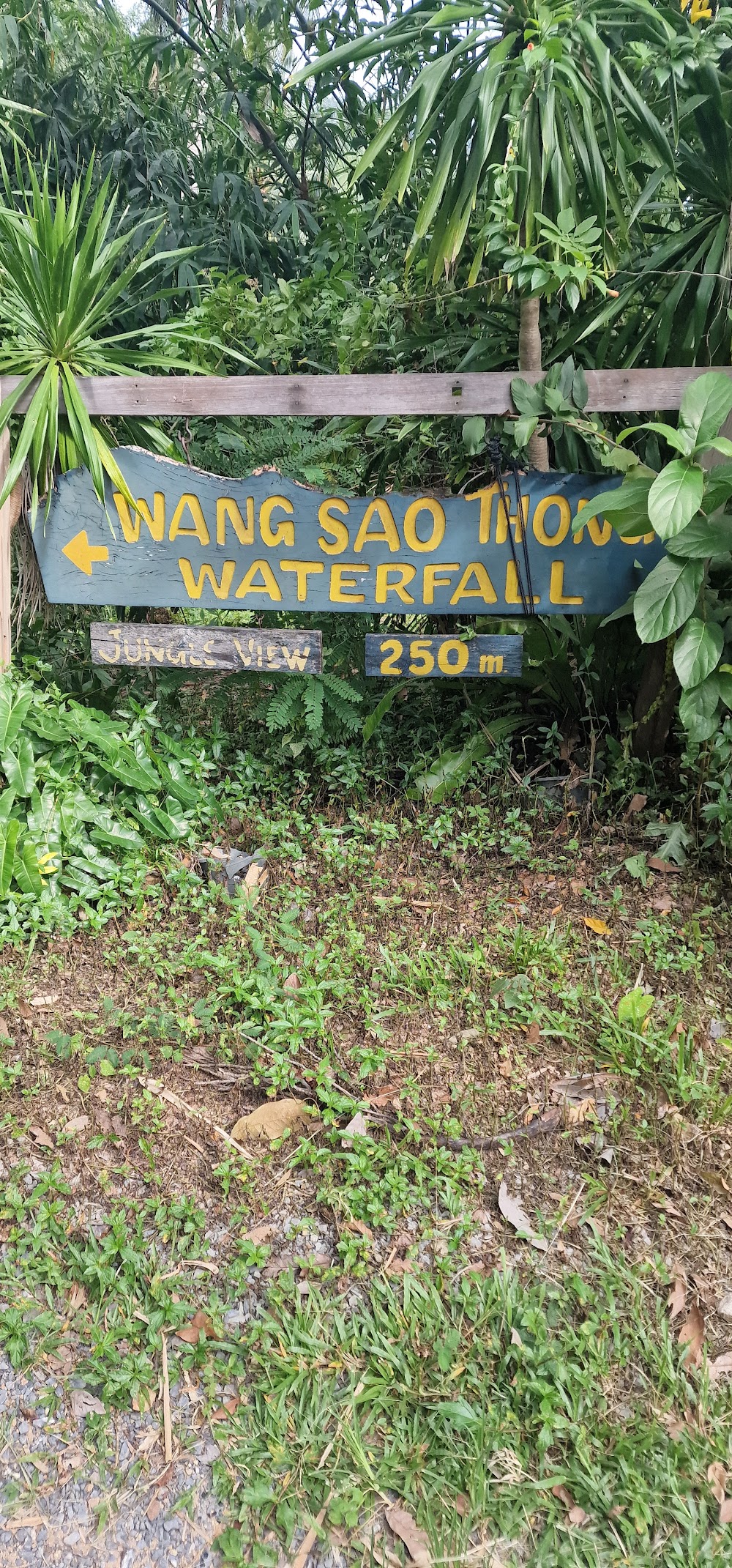 Wang Sao Thong  Waterfall