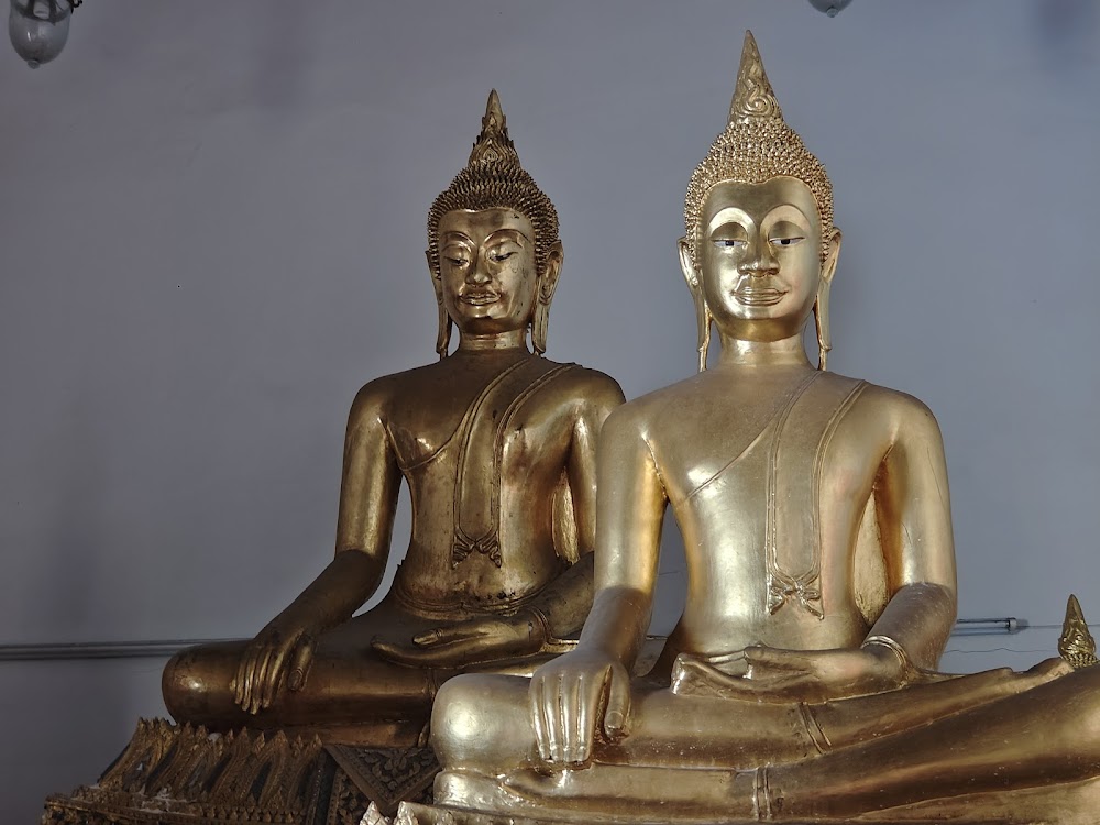 Wat Chantharam Worawihan (Wat Klang Talat Phlu)