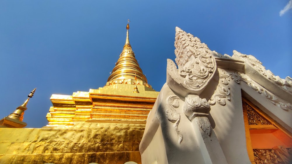 Wat Phra That Chae Haeng