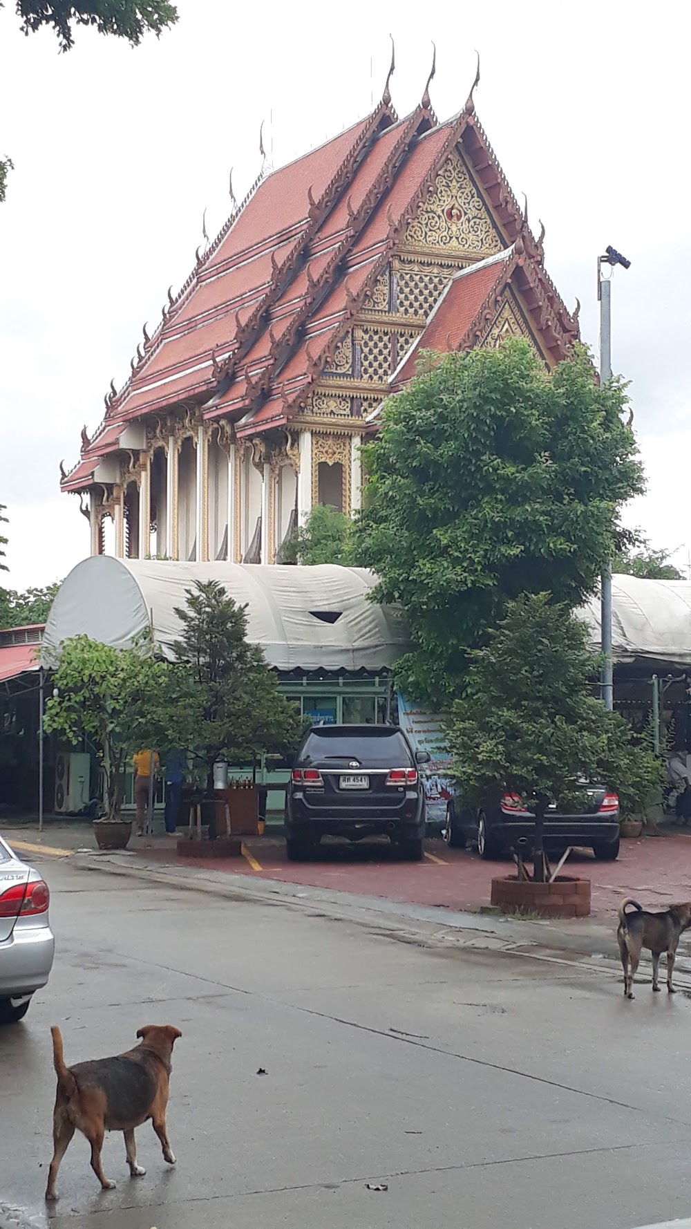 Wat Siripong Thamnimit