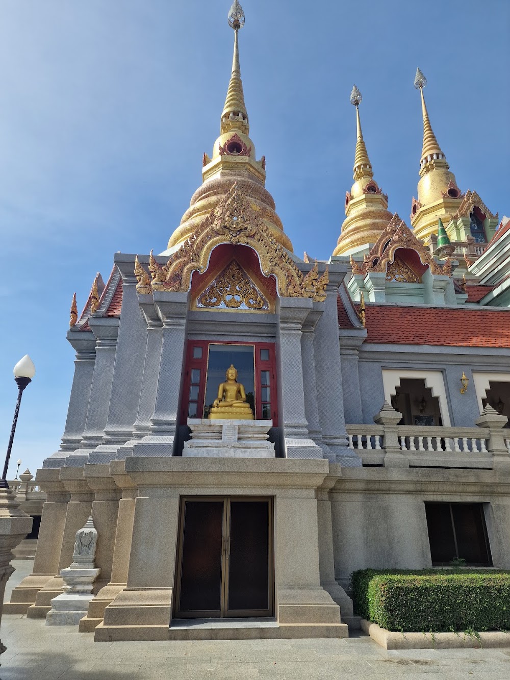 Wat Tang Sai Temple