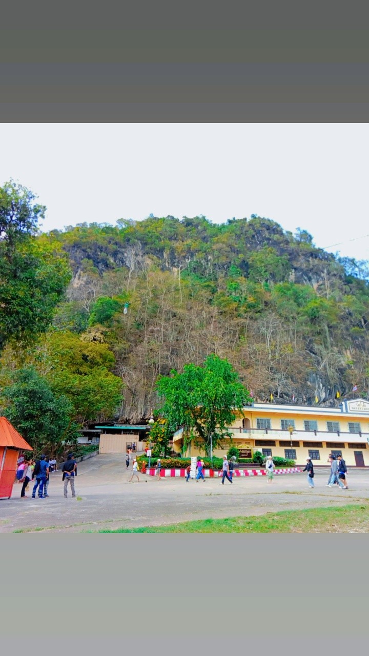 Wat Tham Tham Osod Temple