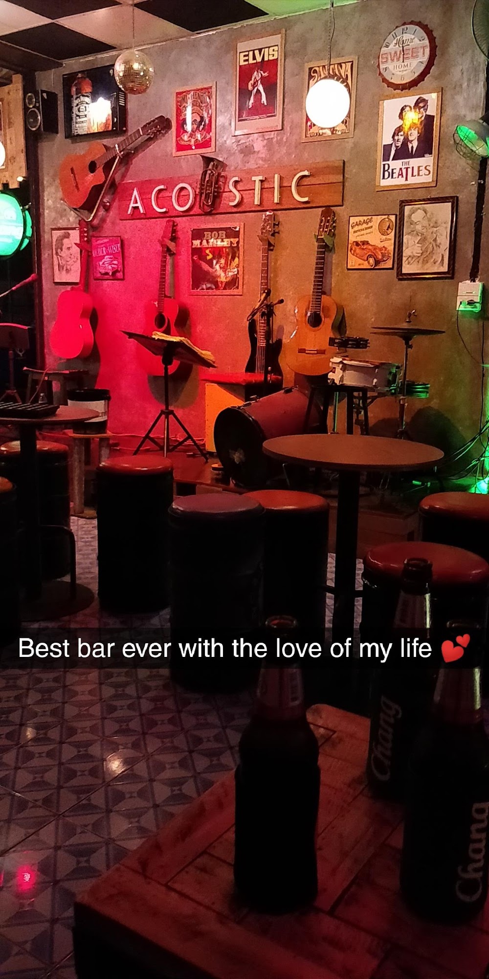 Acoustic Bar