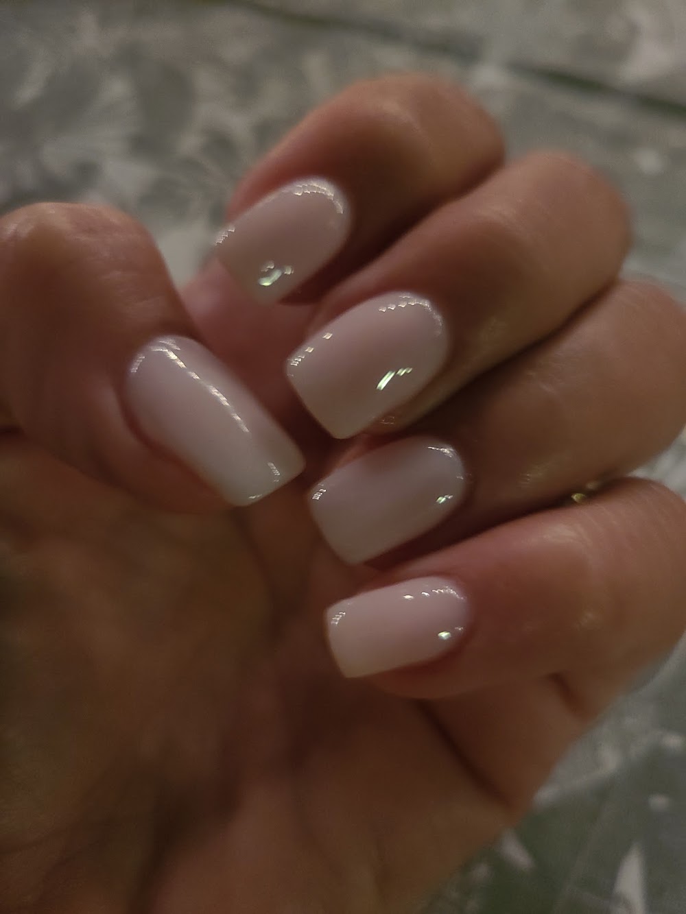 Aommy nails