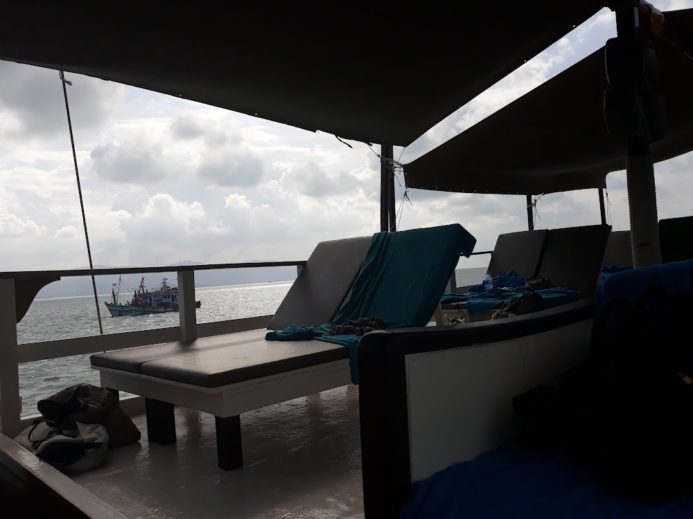 Boutique Yachting – Day Cruises & Private Charters