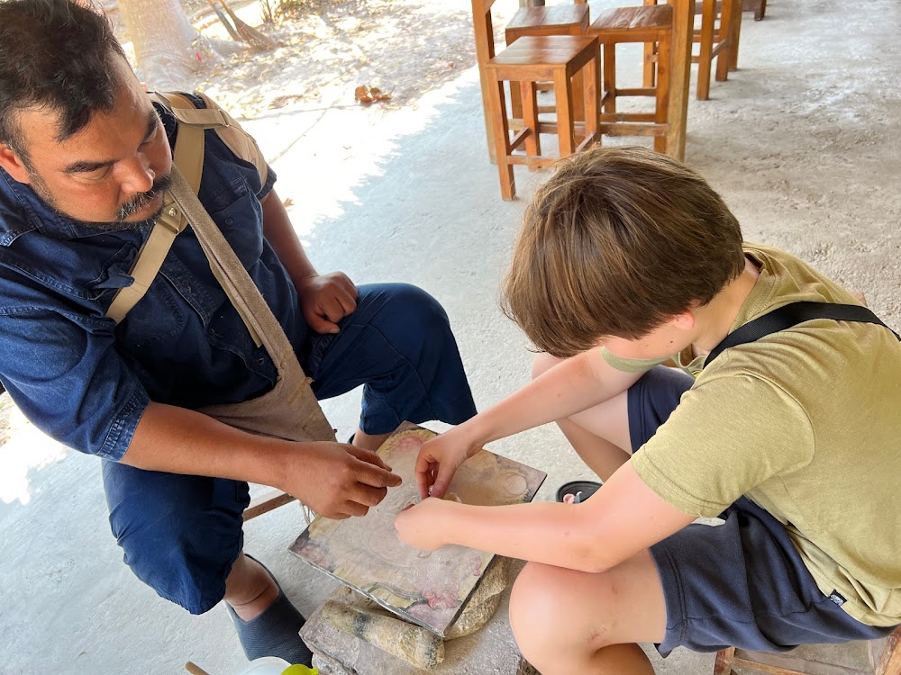 Buddhist Votive Tablets Learning Center