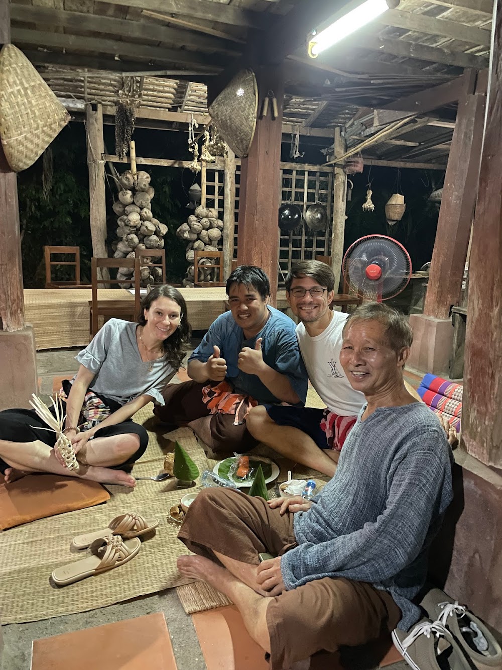 Chiang Mai home host by Raunkaew-Yanon family cooking experience