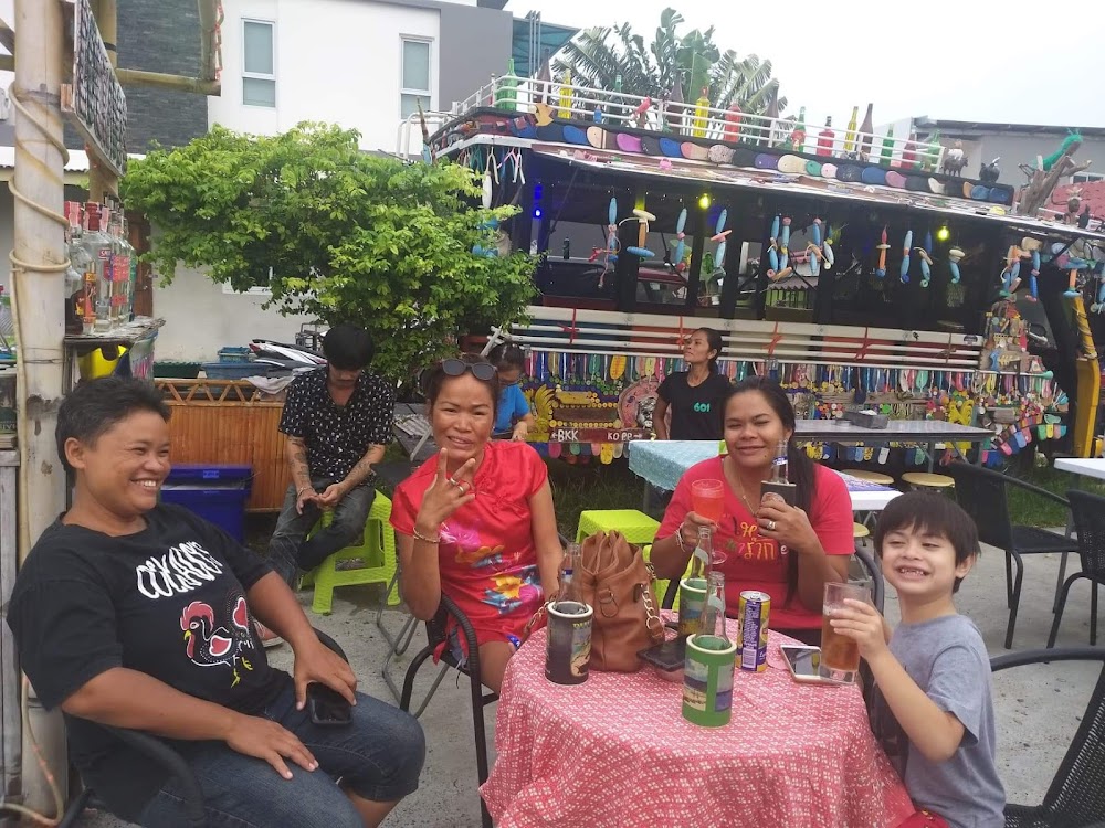 Cockado’s Bus Bar