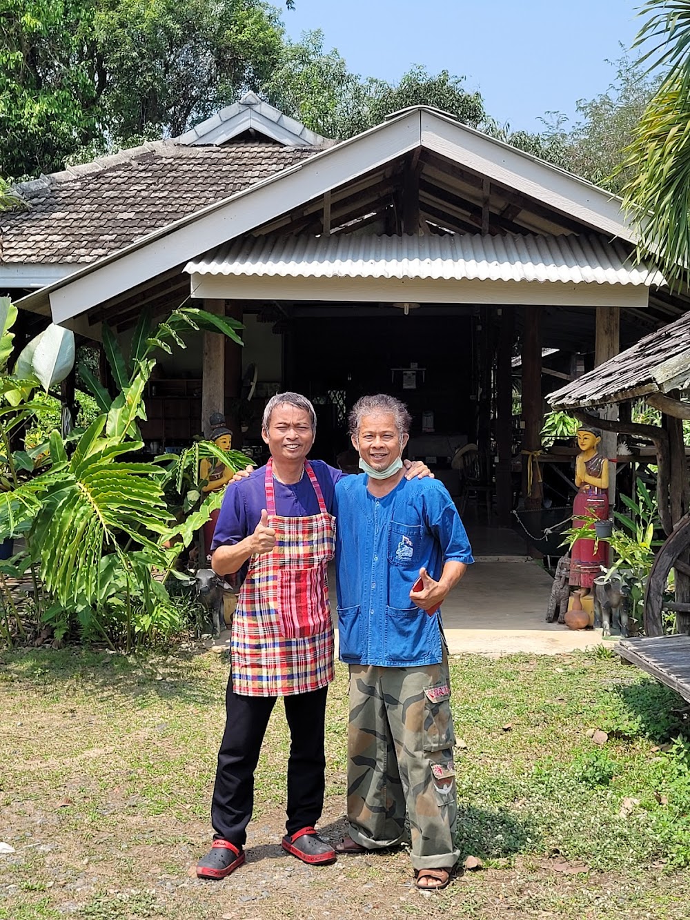 Da’s Organic Farm Hut Thai Cooking School