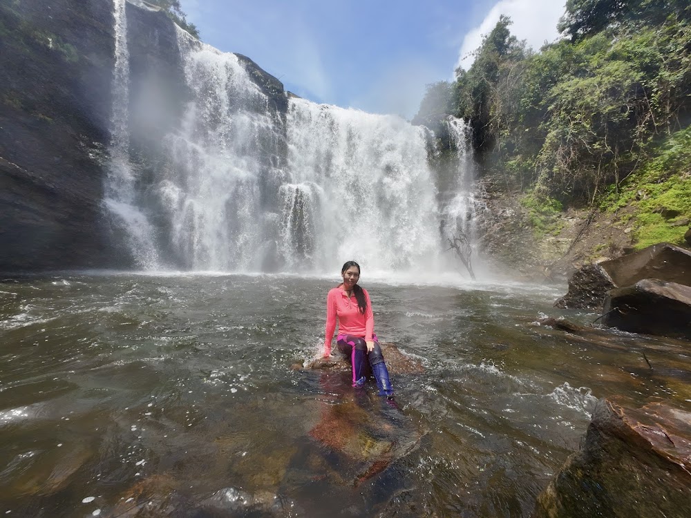 Heaw E Am Waterfall