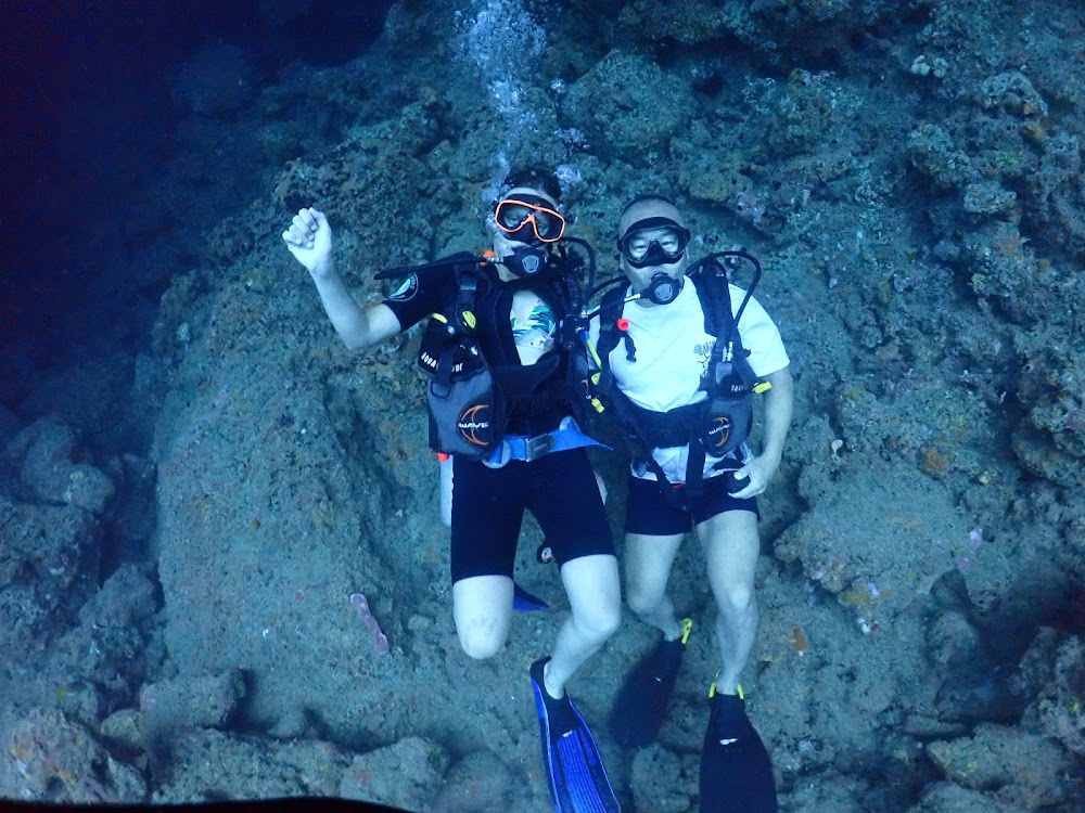 Island Divers