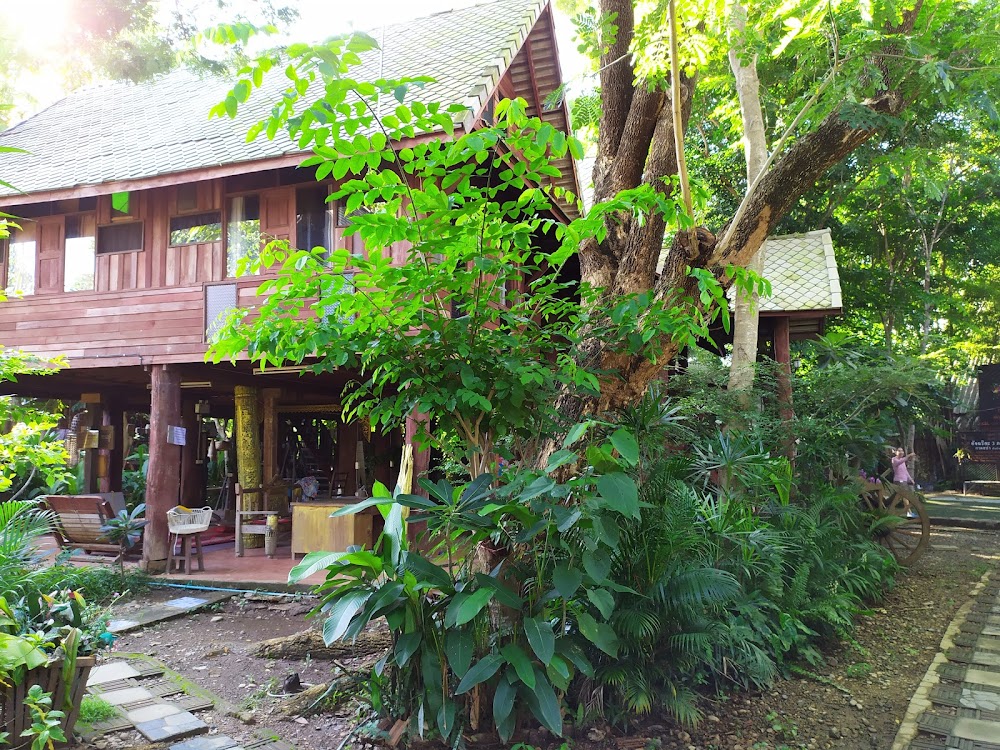 Kad Sala Mae Kru Kum