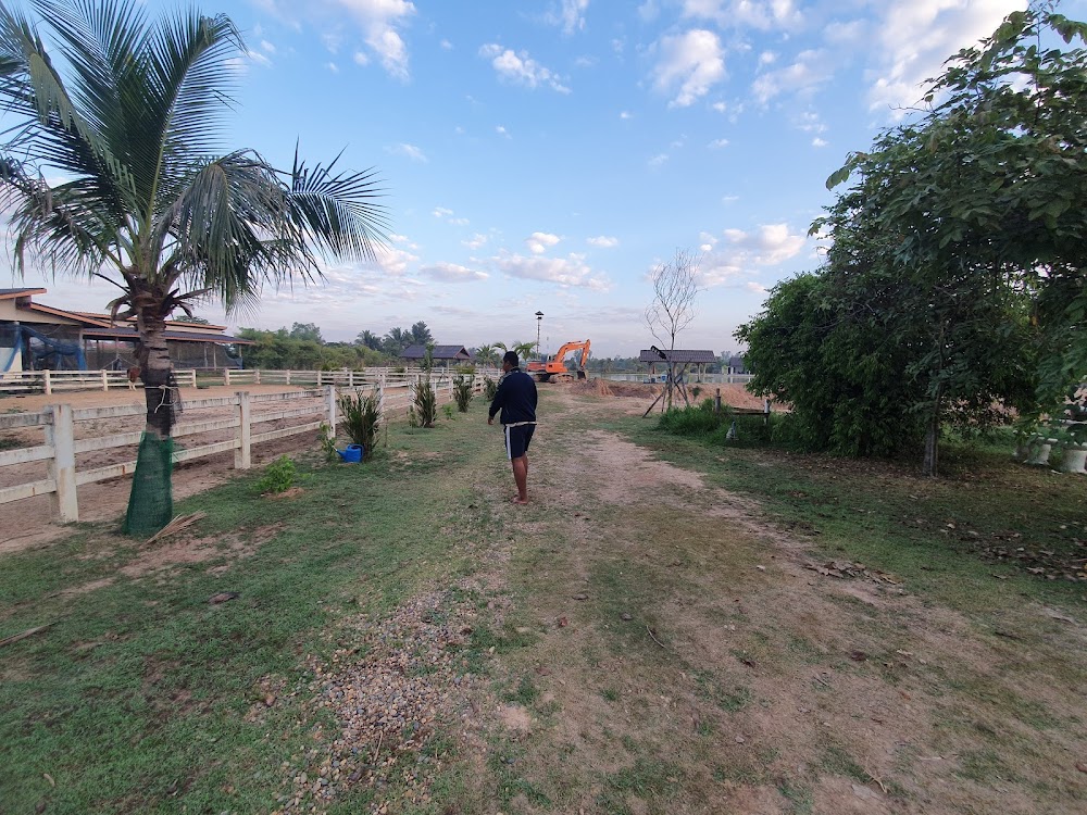 Lek’s Fishing Park Udon Thani