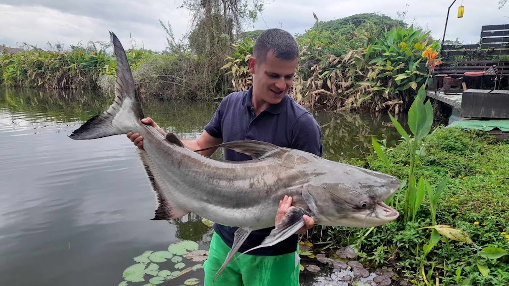 Llamados Fishing Lake