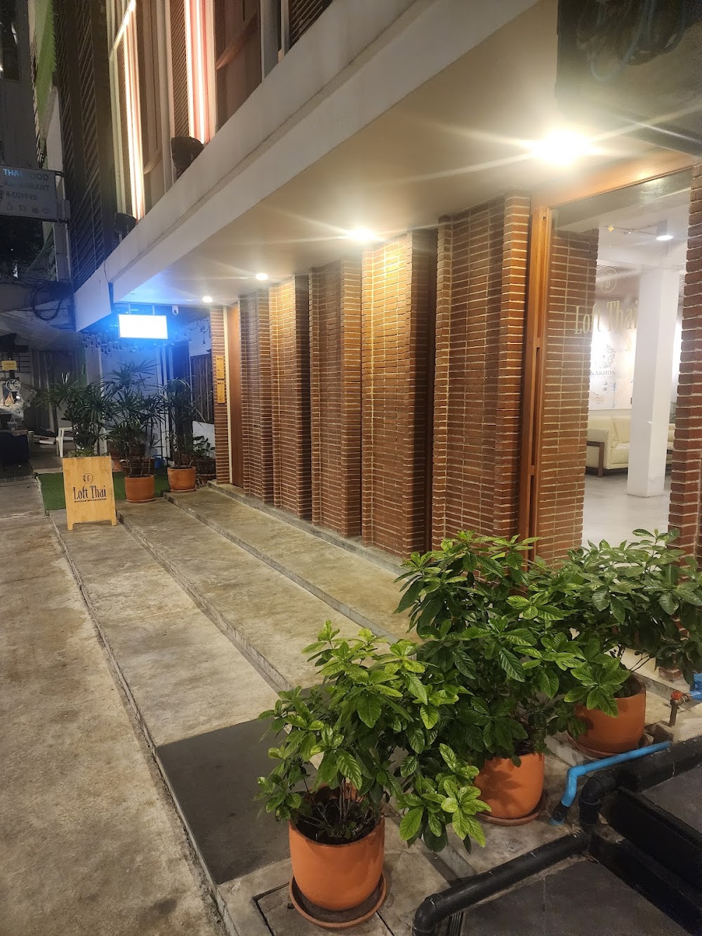 Loft Thai Spa & Wellness – Sukhumvit 24