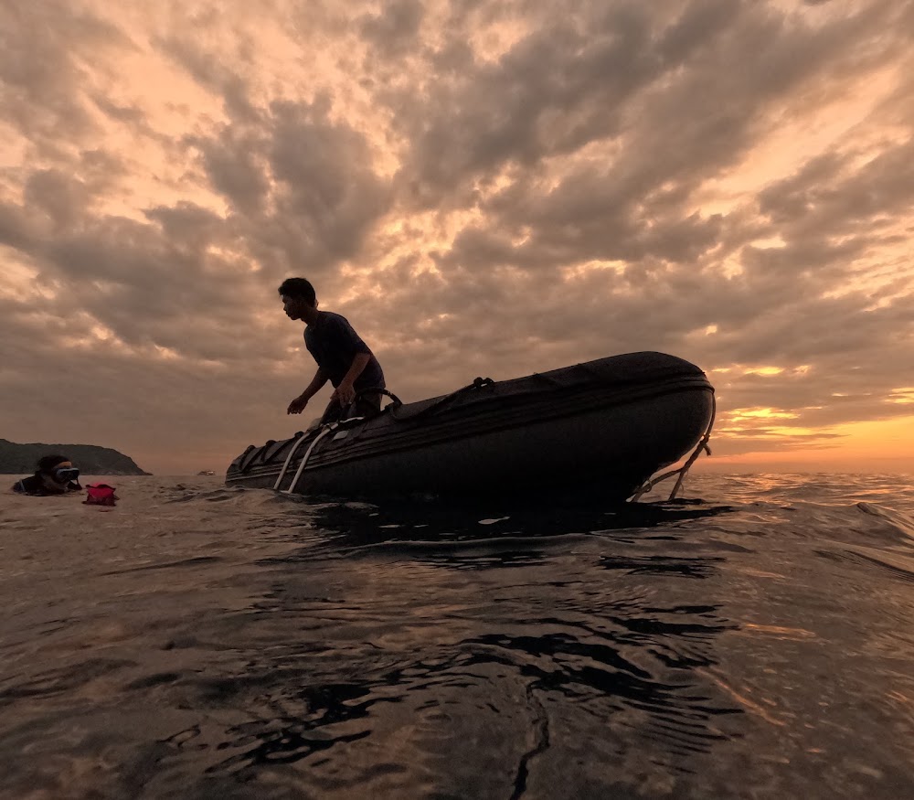 Loma Diving Adventure