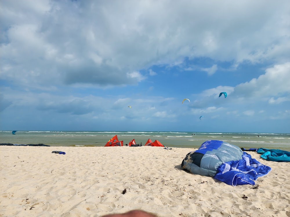 Mahalo Kiteschool – Kitesurfing School in Samui