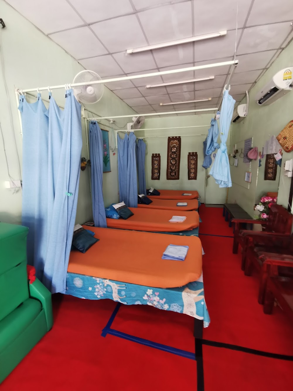 Maneerat Thai Massage