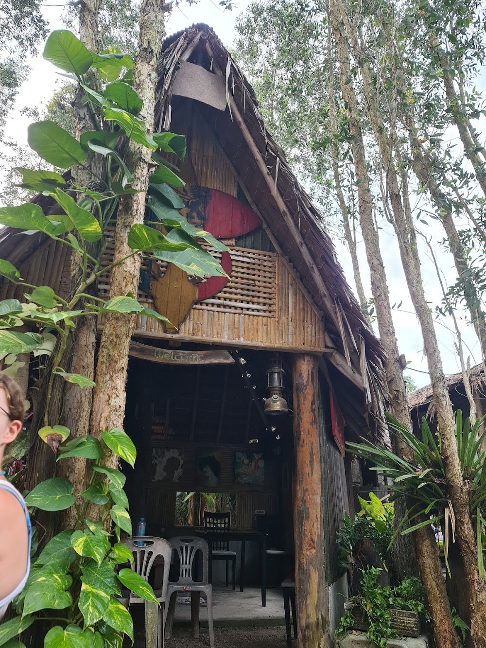 Mr. Long Hostel And Bar