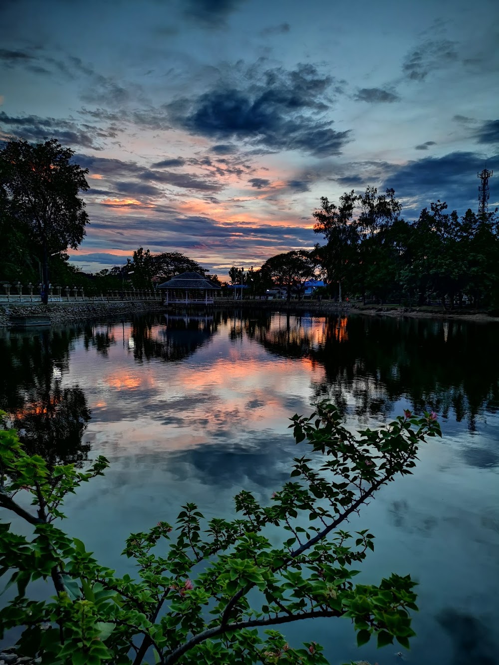 Nhong Krathing Park