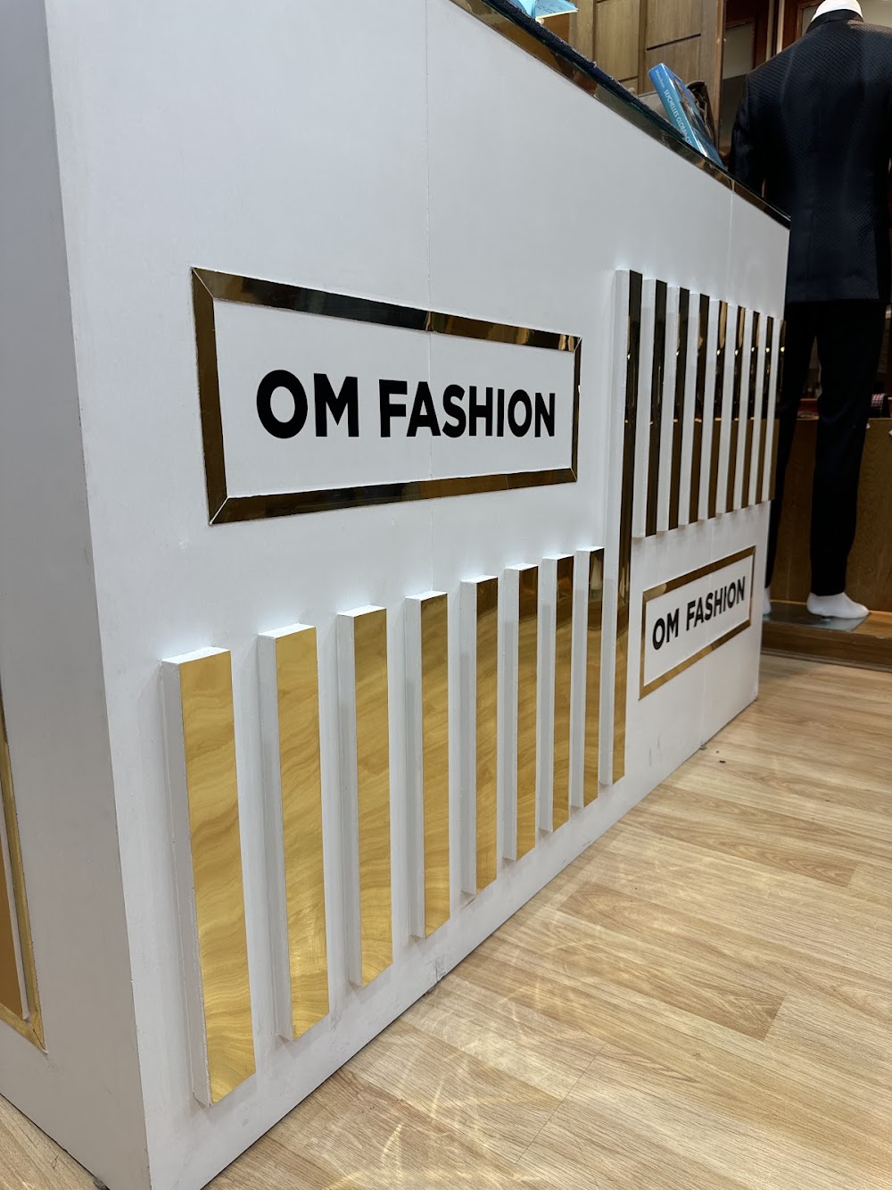Om Fashion and Silk Custom Tailor