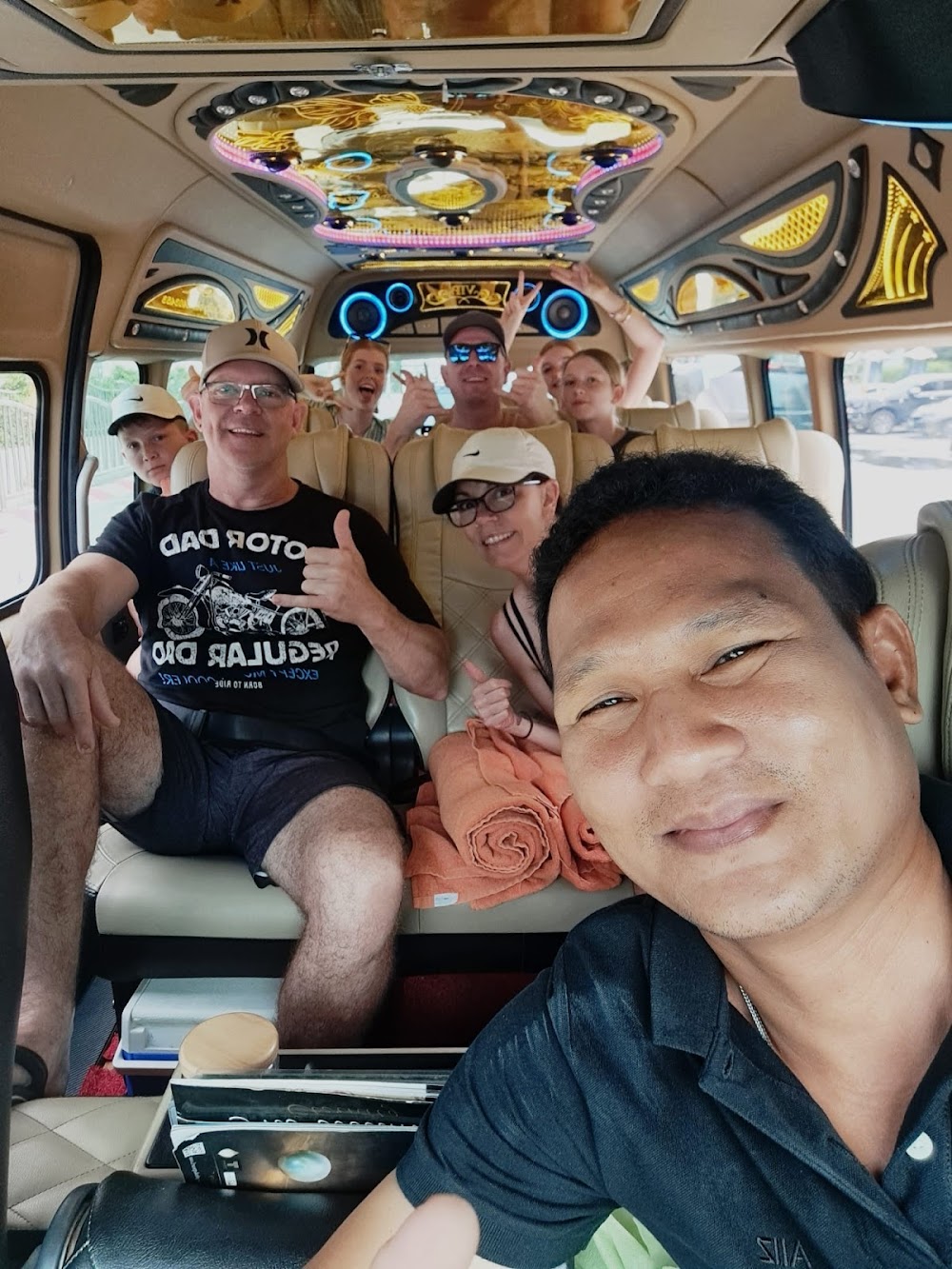 Phuket Minibus Travel