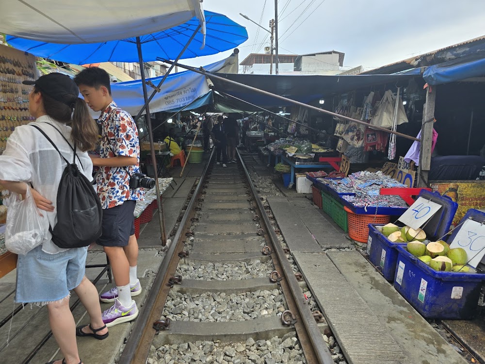 Rest Area MaeKlong