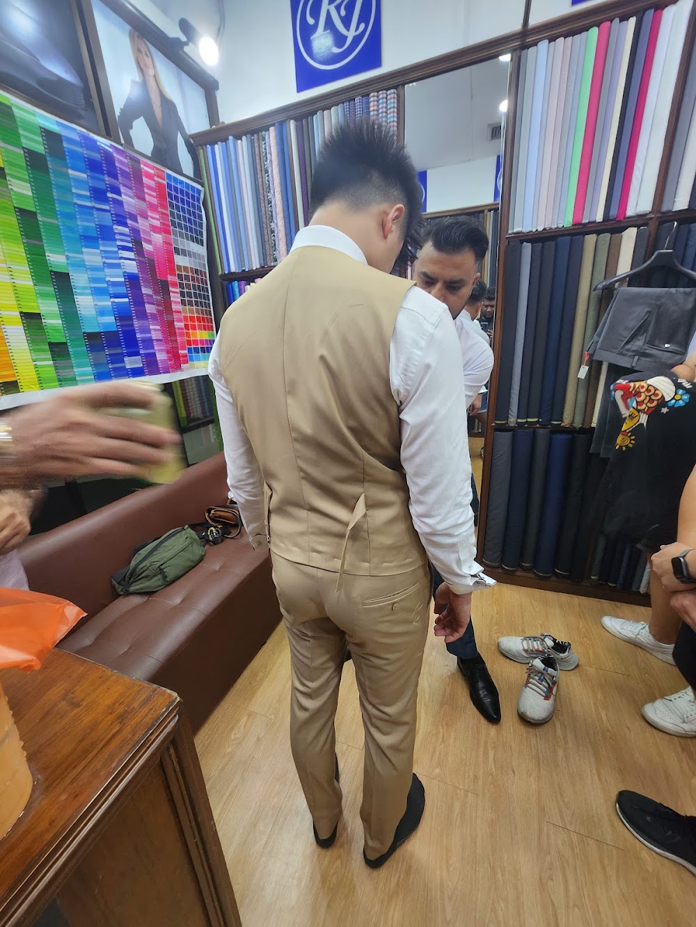 RJ Fashion