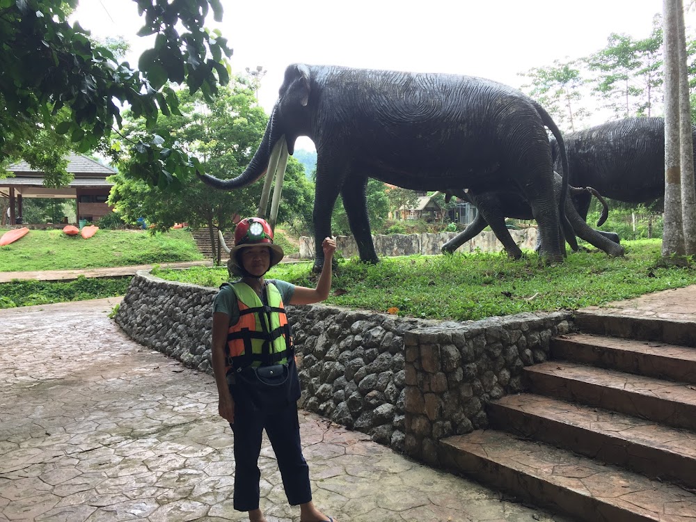 Stegadon Cave Thailand